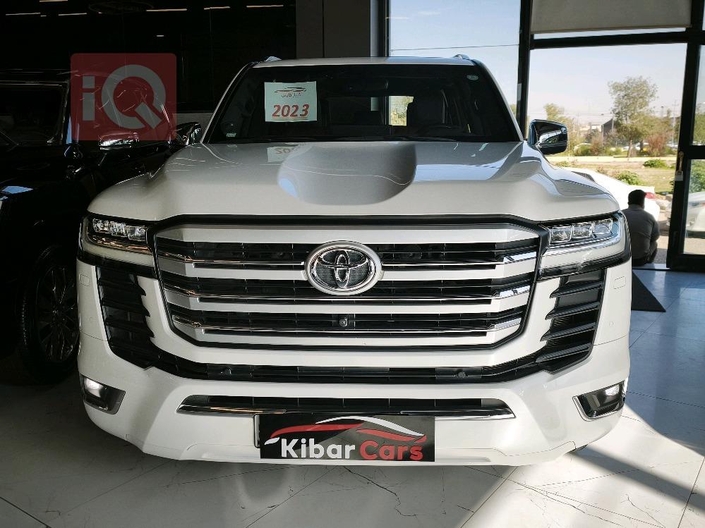 تويوتا لاندكروزر